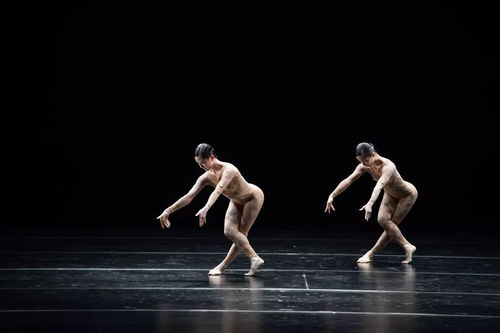 前方一大波美美的演出劇照來襲，送給喜歡舞蹈的你們